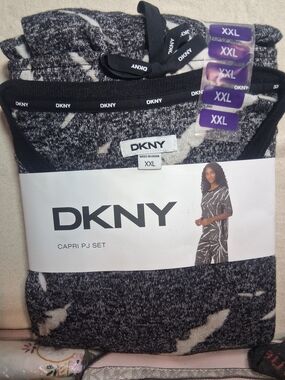 DKNY Black and White Printed Capri Pajama Set